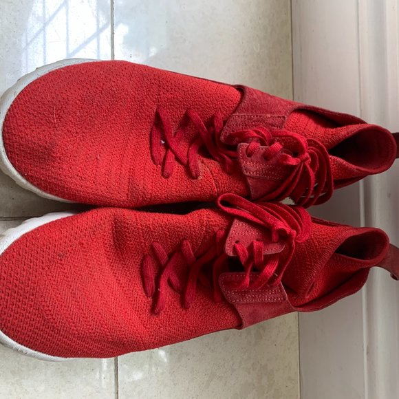 Men's Adidas Sneaker - Picture 2 of 2